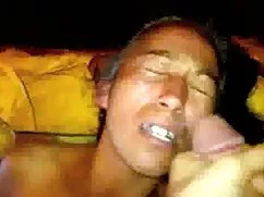 Al iporno médico en busca de ayuda