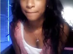 Nena chupando polla en el chichonas xxx bosque