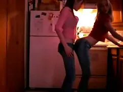 Una estudiante que es salome gil xxx hermosa, revelando el potencial de los nerds