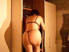 Perra le porno bus gusta tener sexo con negro hombre